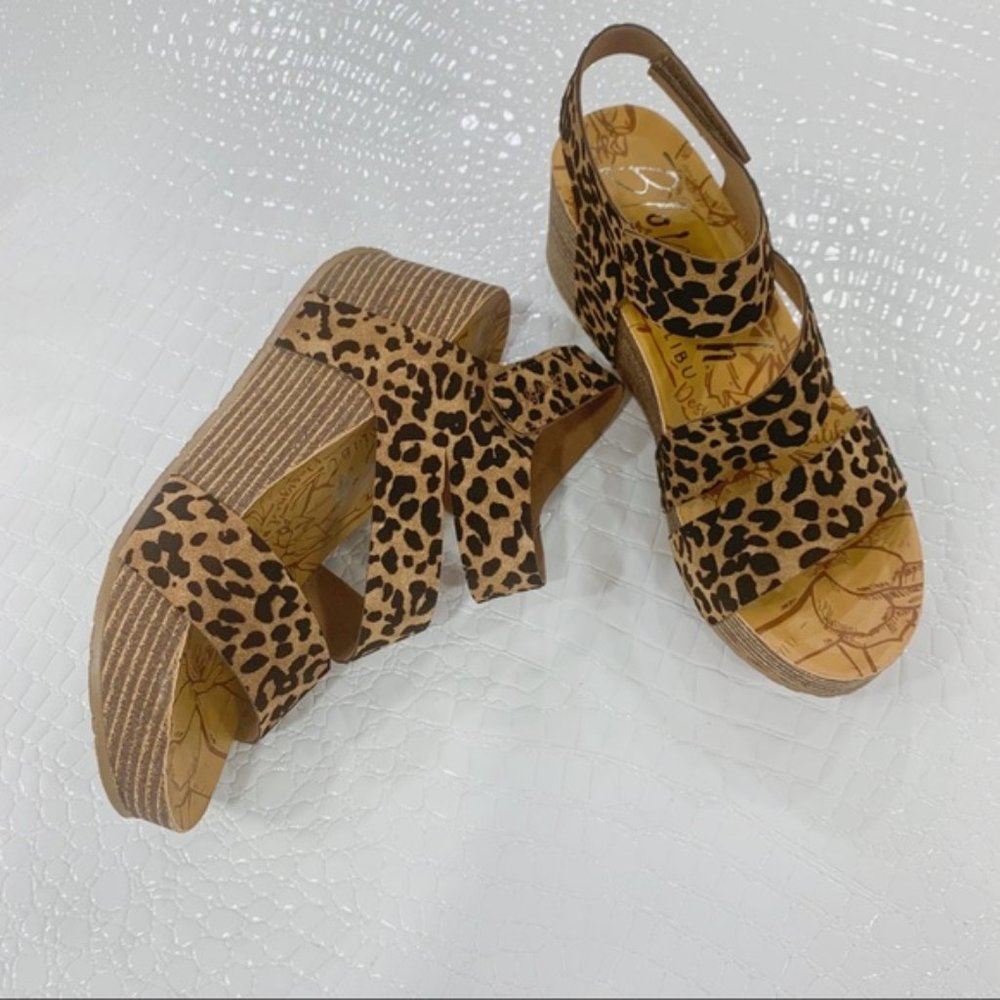 LAST! Blowfish KEEP IT GOING LEOPARD WEDGE SANDALS - Picture 2 of 6
